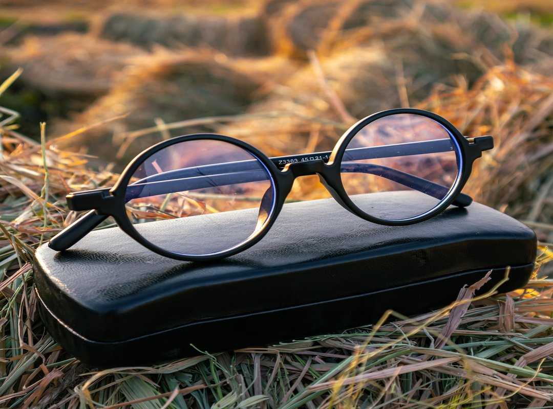 Roarcultable Latest Car Infoguide by Riproar